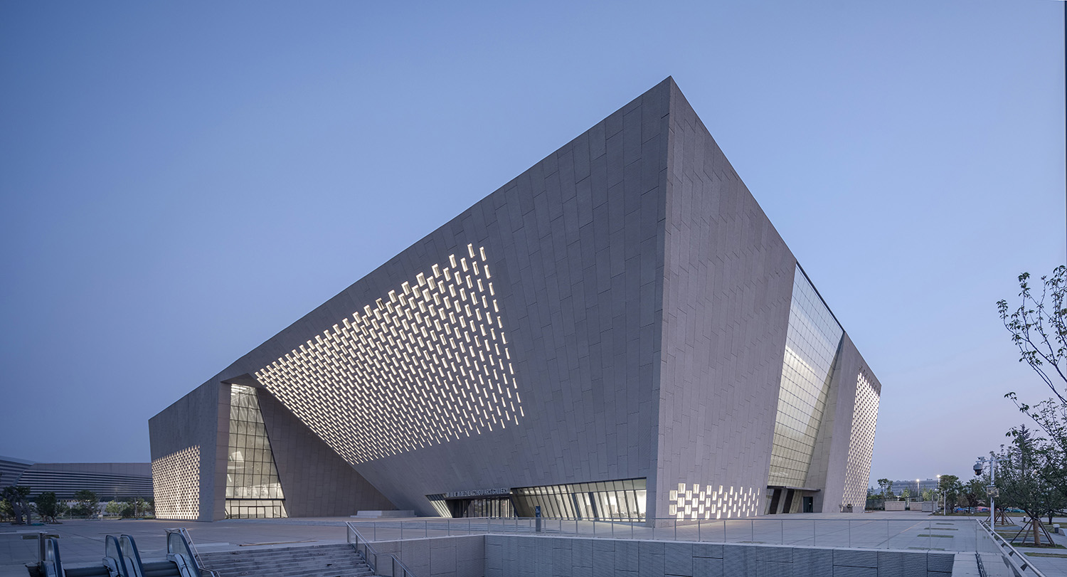 アート・デザイン・音楽 THE ROOTS OF INTERNATIONAL ARCHITECTURE