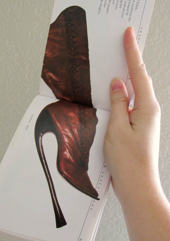 The Book That Started It All: A Review of SHOES by Linda O'Keeffe