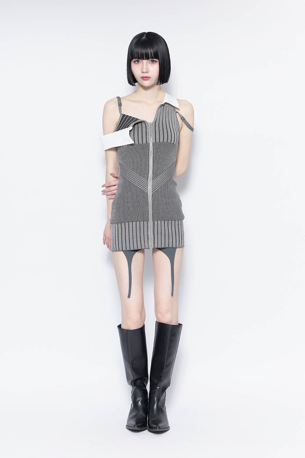 THEREDTHREAD / ザレッドスレッド】S garter bare shorts set