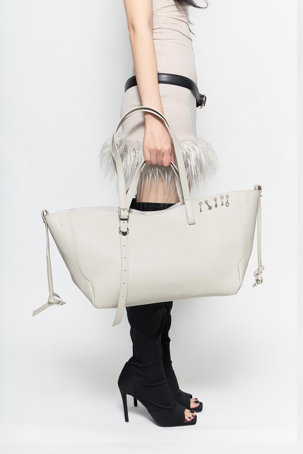 THEREDTHREAD / ザレッドスレッド】S heart tote bag large