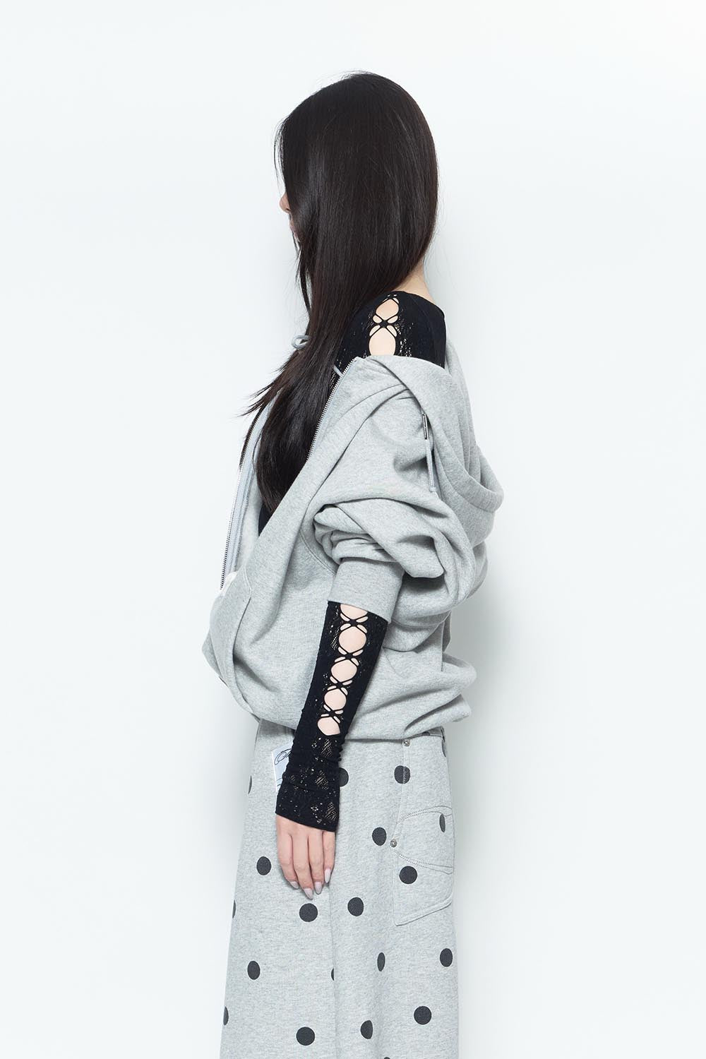 THEREDTHREAD / ザレッドスレッド】S ruched sculpt body lace