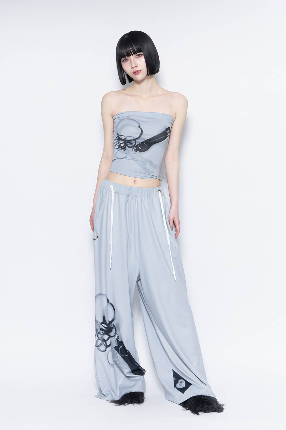 THEREDTHREAD / ザレッドスレッド】S print sweat pants charm