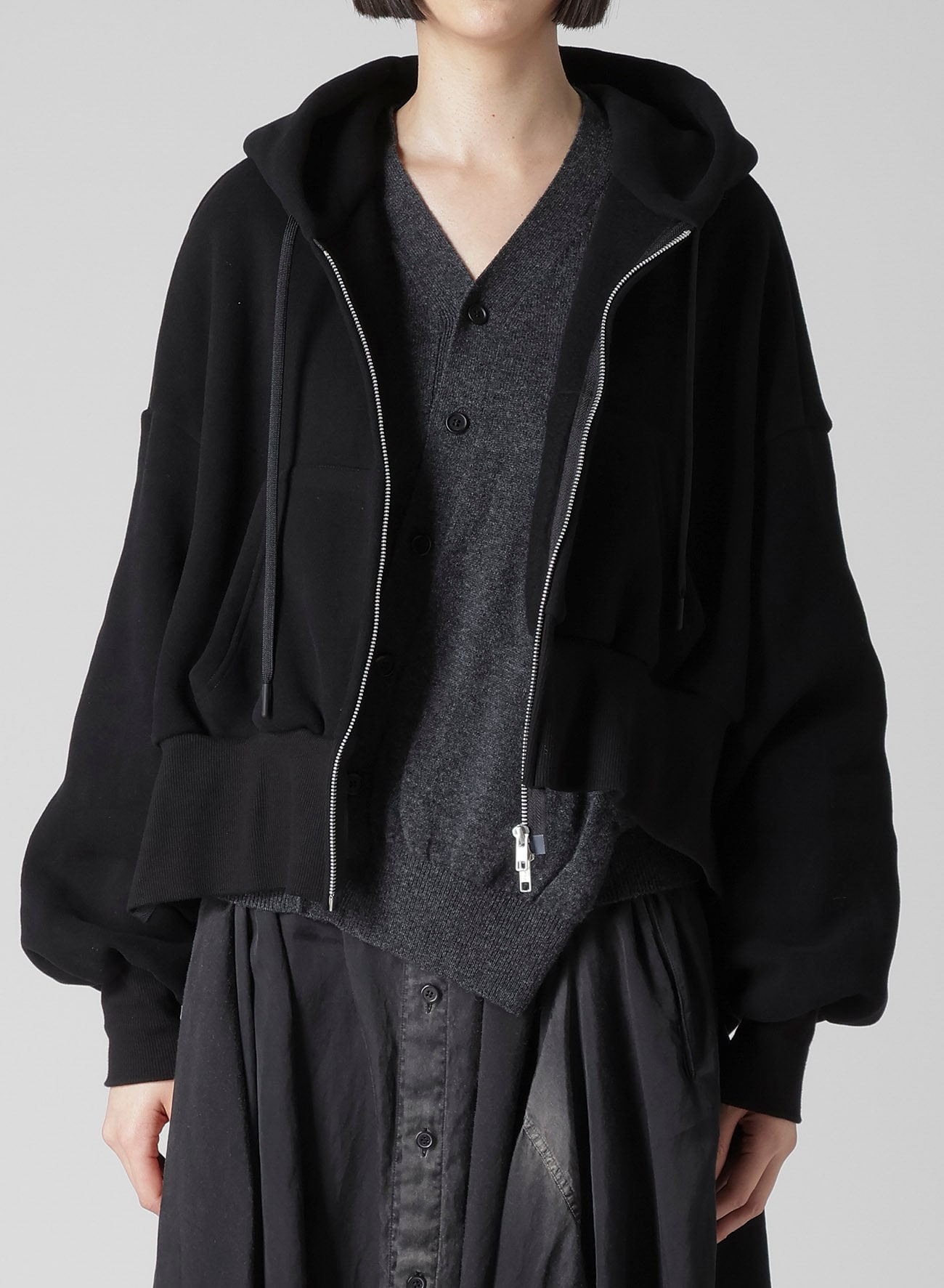 Liy/C BRUSHED FRENCH TERRY UNBALANCED HOODIE A(S Black): Soldes