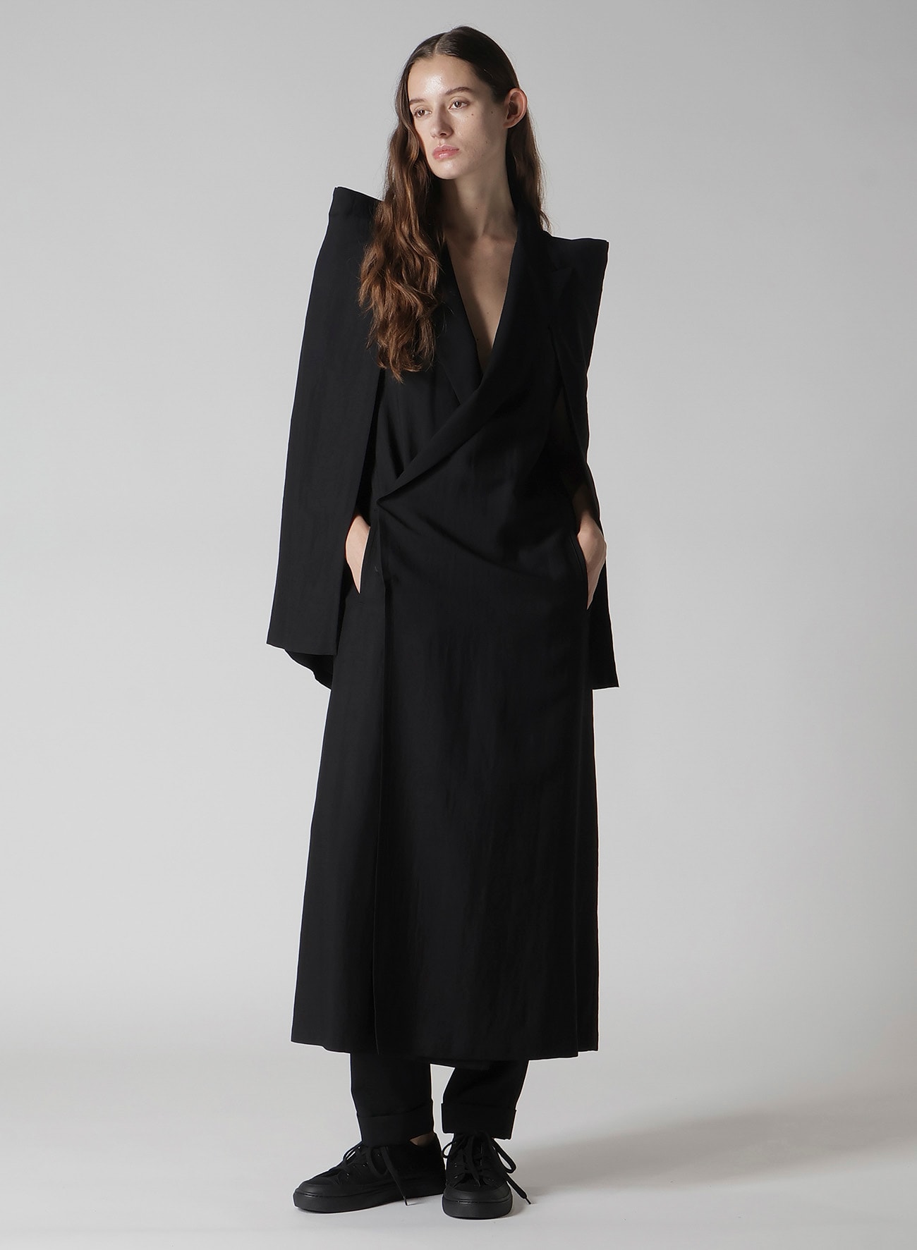Cu/W HIGH TWISTED GABARDINE BOX SILHOUETTE COAT(XS Black): Vintage