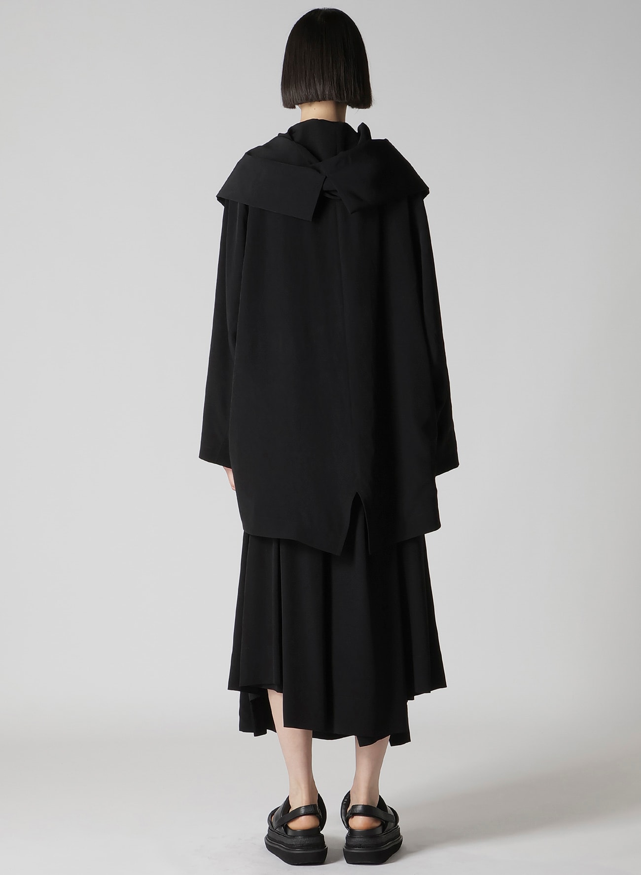 TA/PE CREPE DE CHINE HOODED CAPE COAT(S Black): Yohji Yamamoto