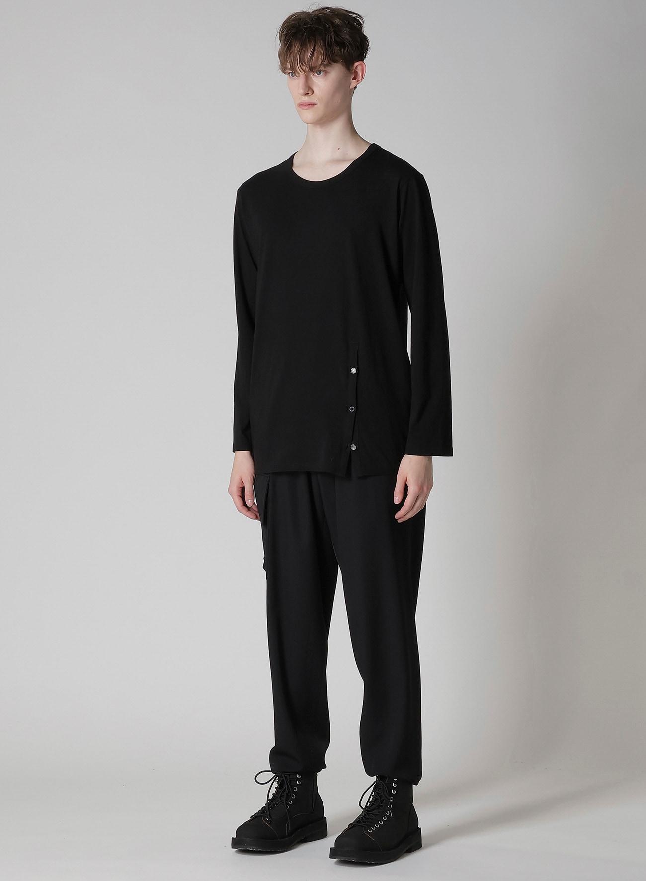 30/-COTTON SINGLE JERSEY BUTTON SLIT LONG SLV T(FREE SIZE Black