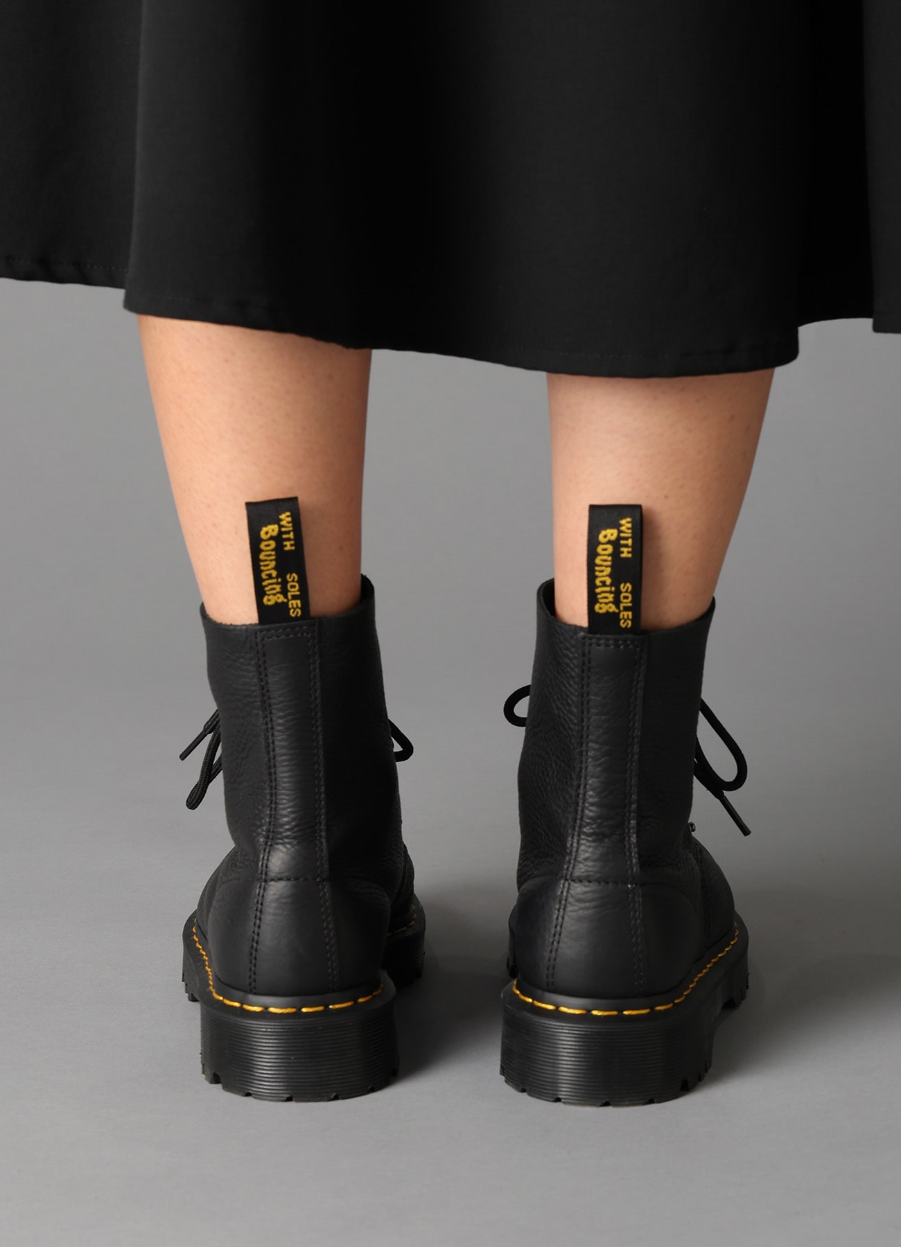 LIMI feu × Dr. Martens DOT BUTTON BOOTS(23 Black): LIMI feu｜THE