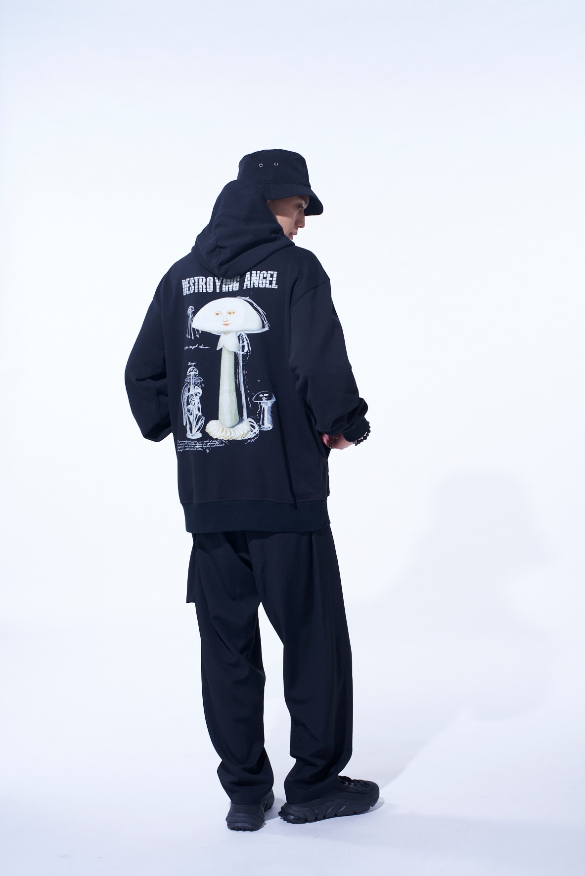 S'YTE x KOICHI IYODA ARTWORK PRINTED HOODIE -Destroying Angel-(S