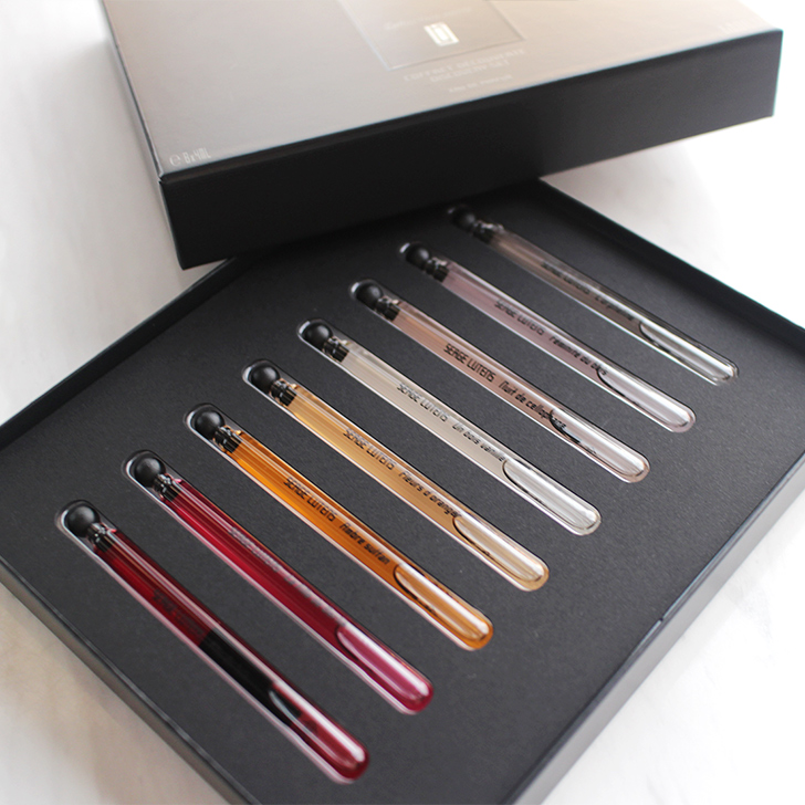 コレクションノワール」から選ばれた、ブランドを象徴する8つの香り