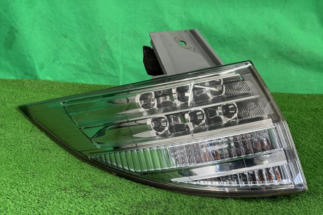 楽天市場】トヨタ純正 エスティマ（ブレーキ・テールランプ｜ライト