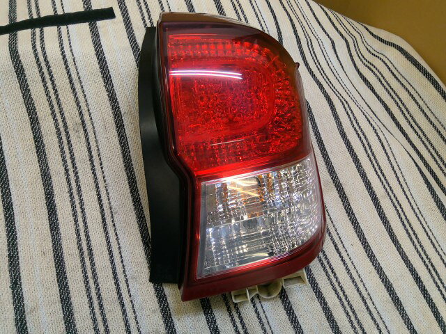 楽天市場】カローラフィールダー 161 テールランプの通販