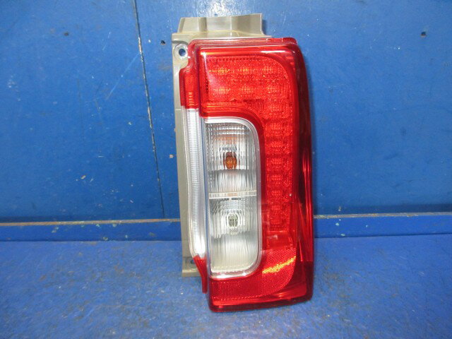 楽天市場】タント la600s テールランプ右の通販