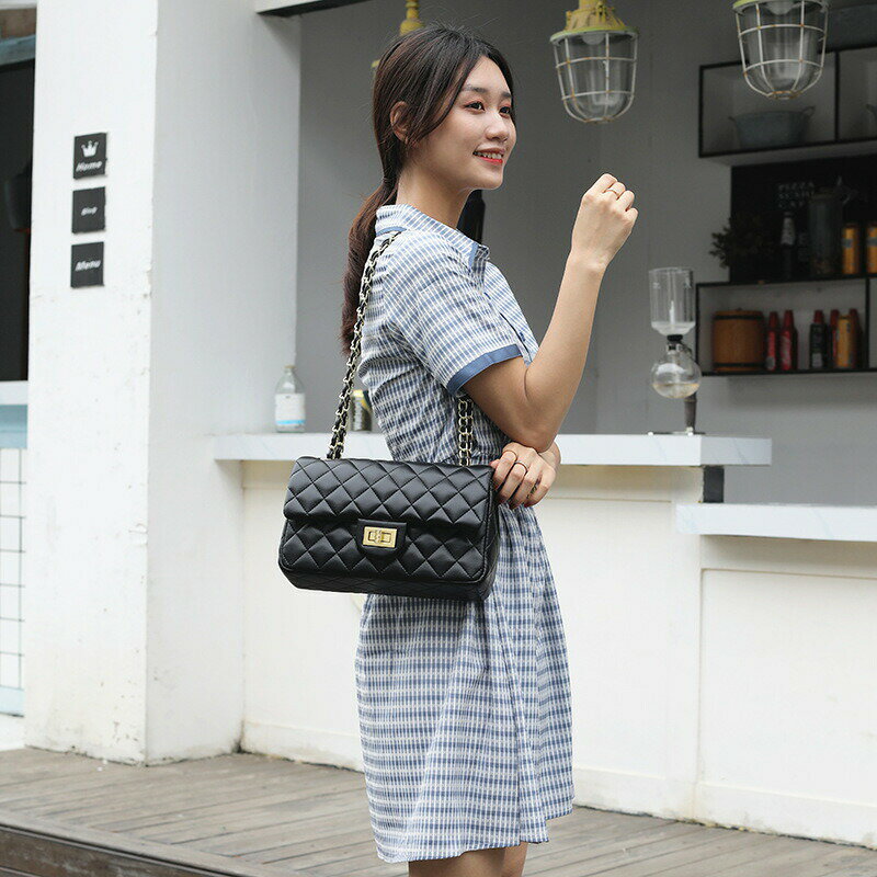 楽天市場】キルティング ショルダーバッグ（ブランドシャネル）の通販