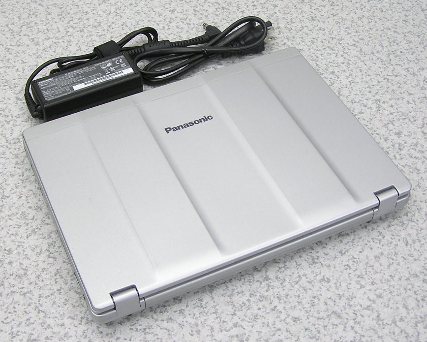 CF-S10 パナソニックノートパソコン （稼働ジャンク品） Panasonic