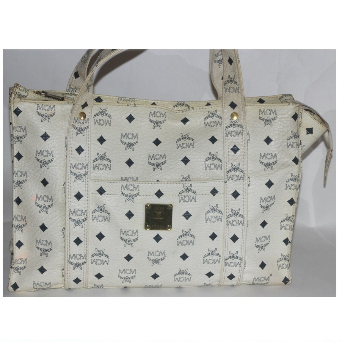 楽天市場】MCM エムシーエム（カラーホワイト）（バッグ・小物