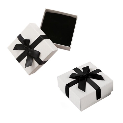 クロムハーツ ギフトボックス 9個 リボン大量 クロムハーツ