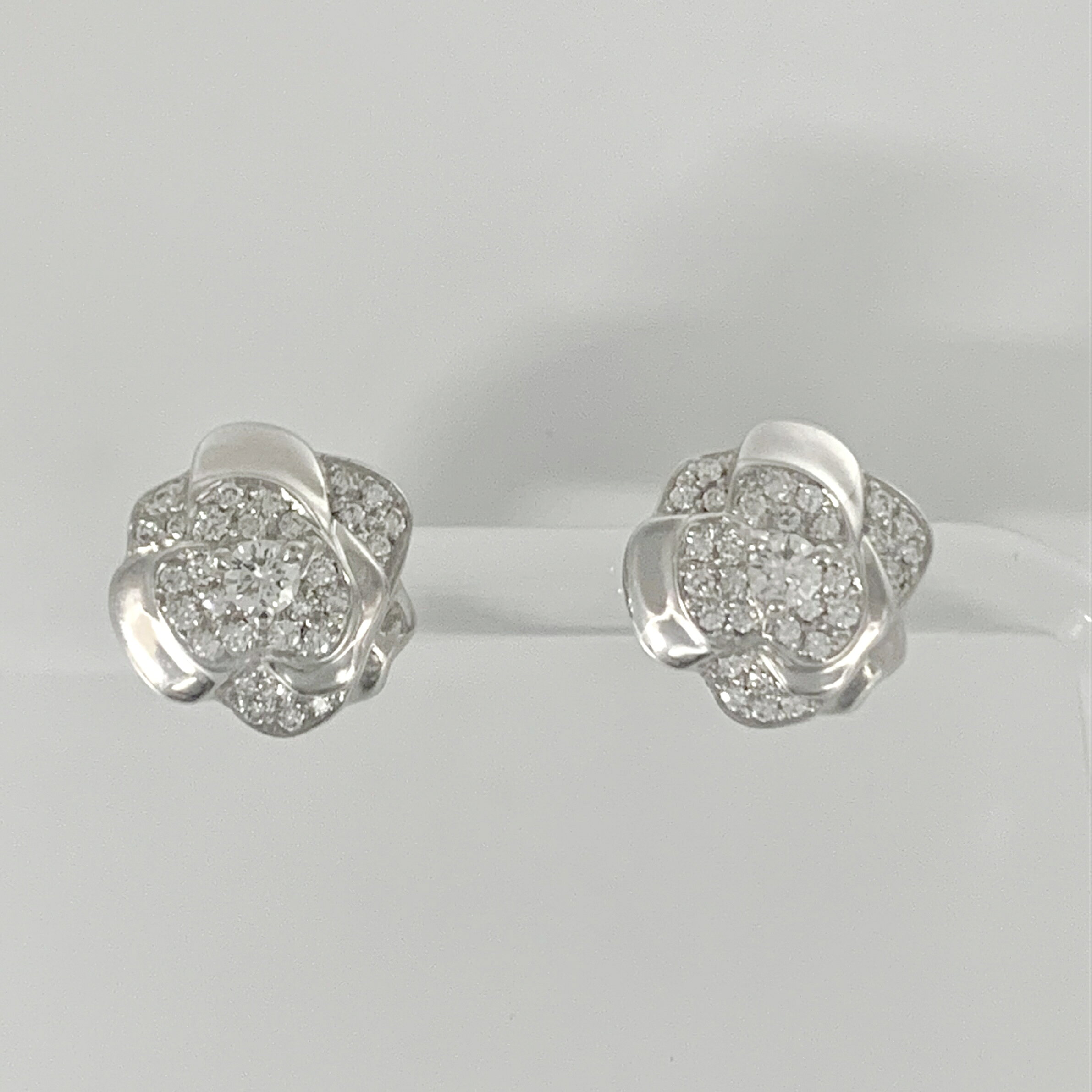 楽天市場】シャネル カメリア（ピアス｜レディースジュエリー