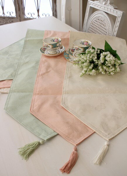 楽天市場】ピンク テーブルランナーの通販