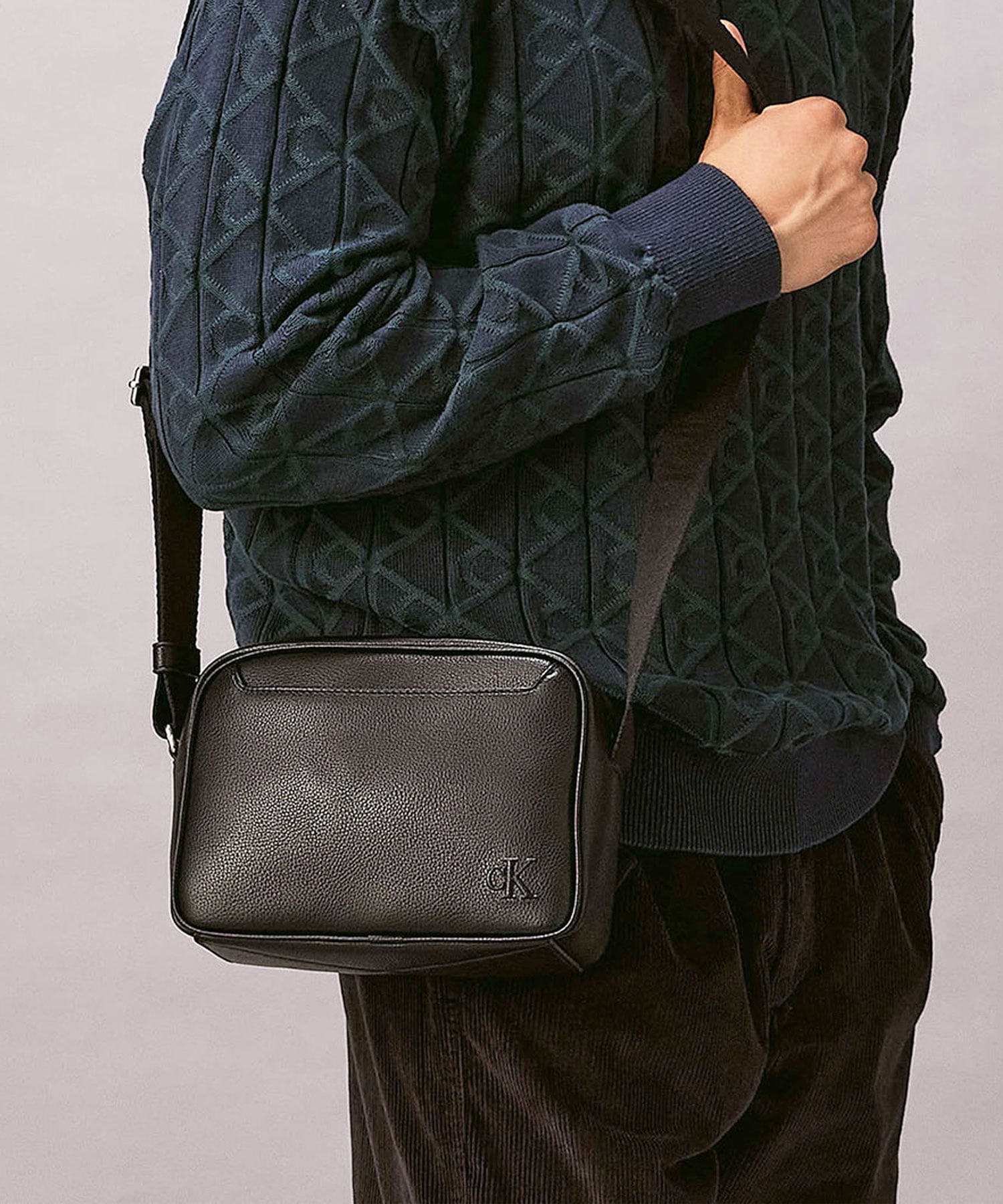 楽天市場】カルバンクライン（ボディバッグ・ウエストポーチ｜メンズ