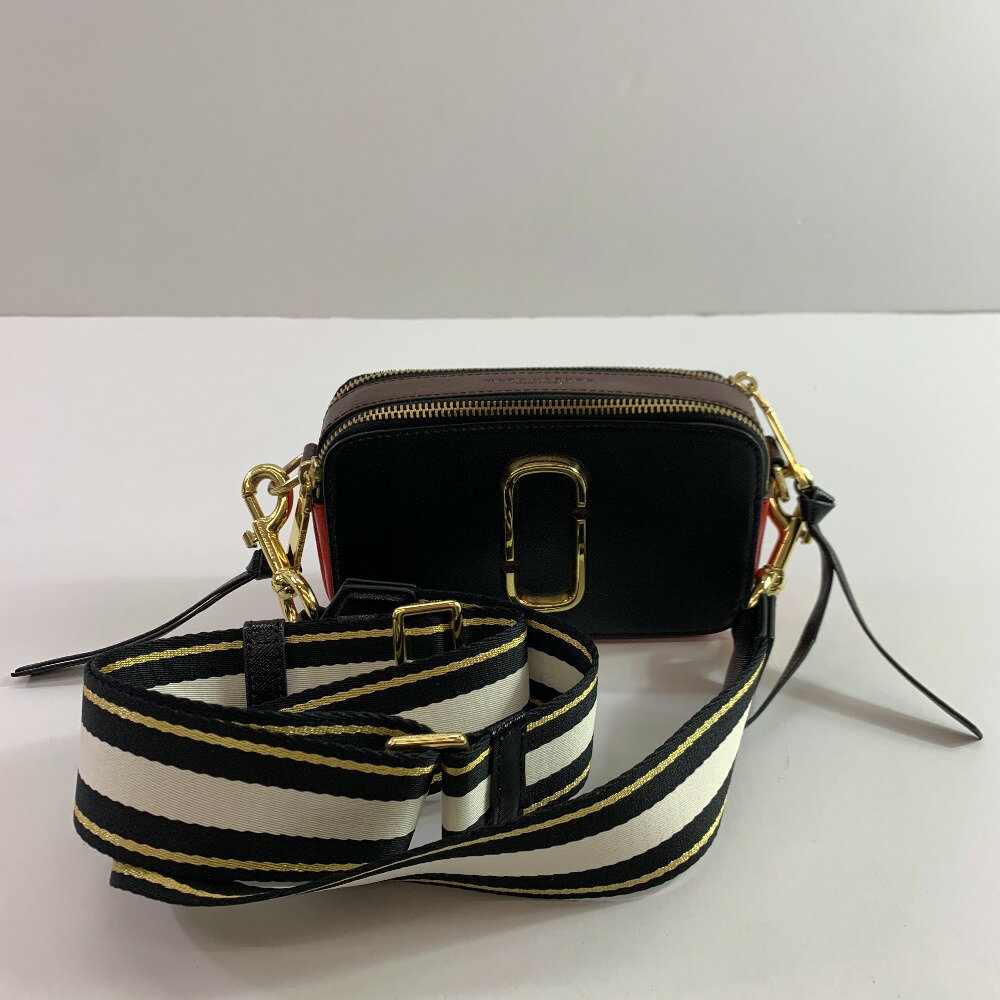 楽天市場】カメラバッグ レザー（ブランドマーク ジェイコブス