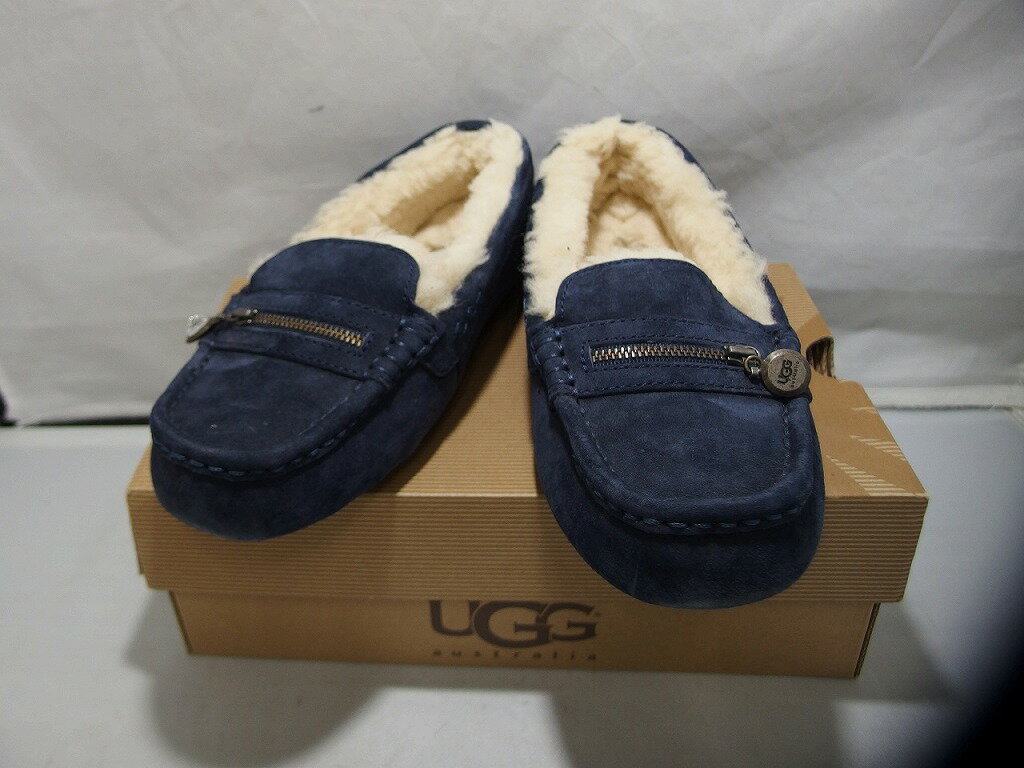 楽天市場】UGG モカシン（カラーネイビー）（靴）の通販