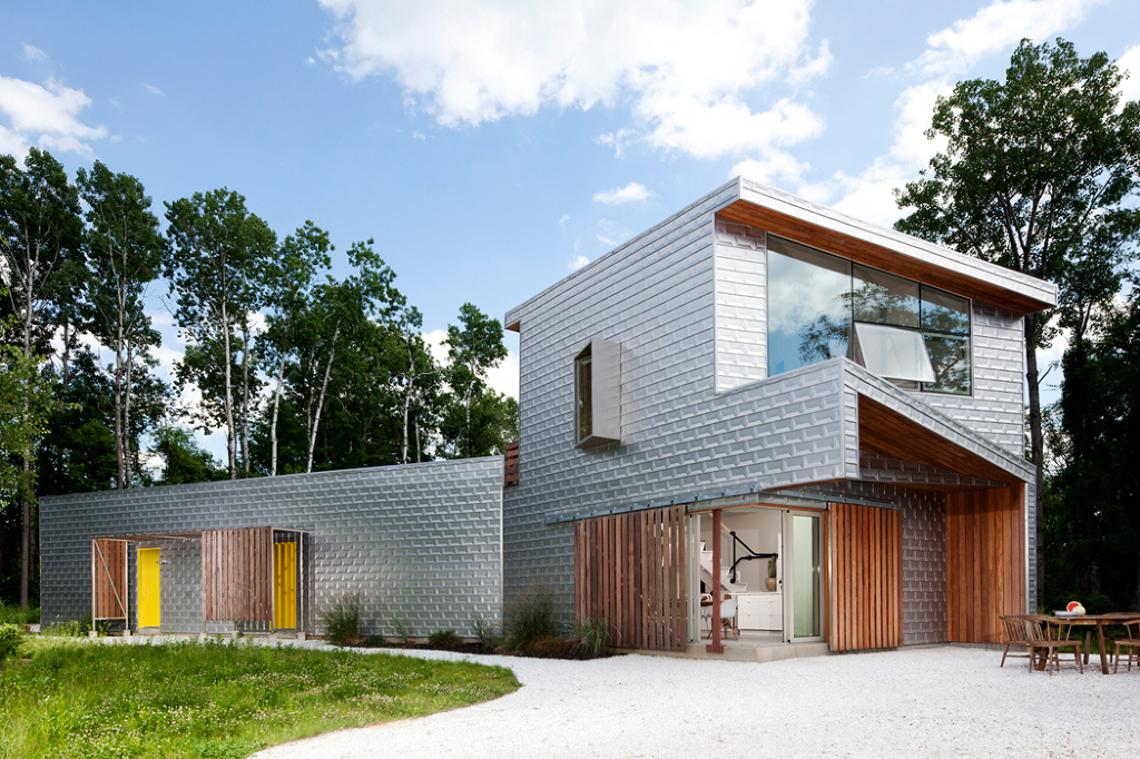 Grzywinski + Pons' Dutchess House No. 1 is an Aluminum-Clad