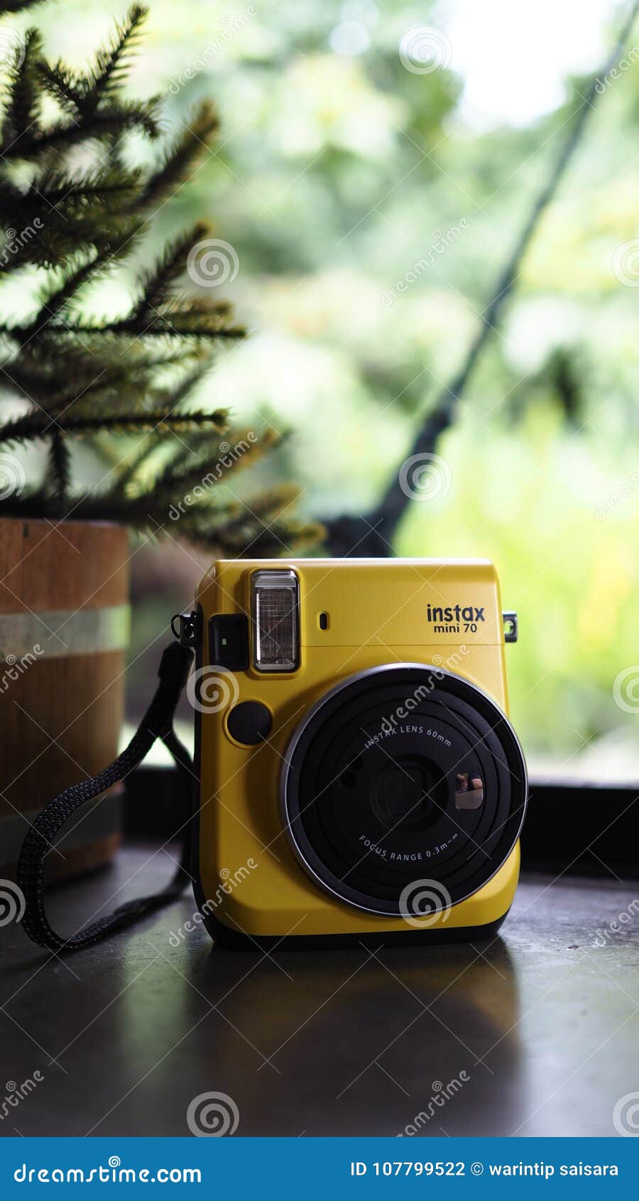 Fuji Instax Mini 70 Polaroid Camera Editorial Photography - Image