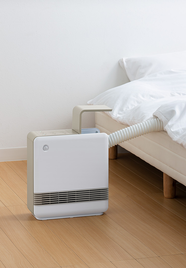 DRY HEAT（2in1ふとん乾燥機能付 人感センサーセラミックヒーター