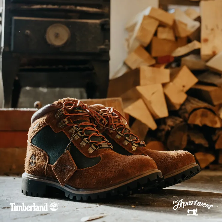 the Apartment x Timberland ビブラムマッシュ フィールド ブーツ GTX