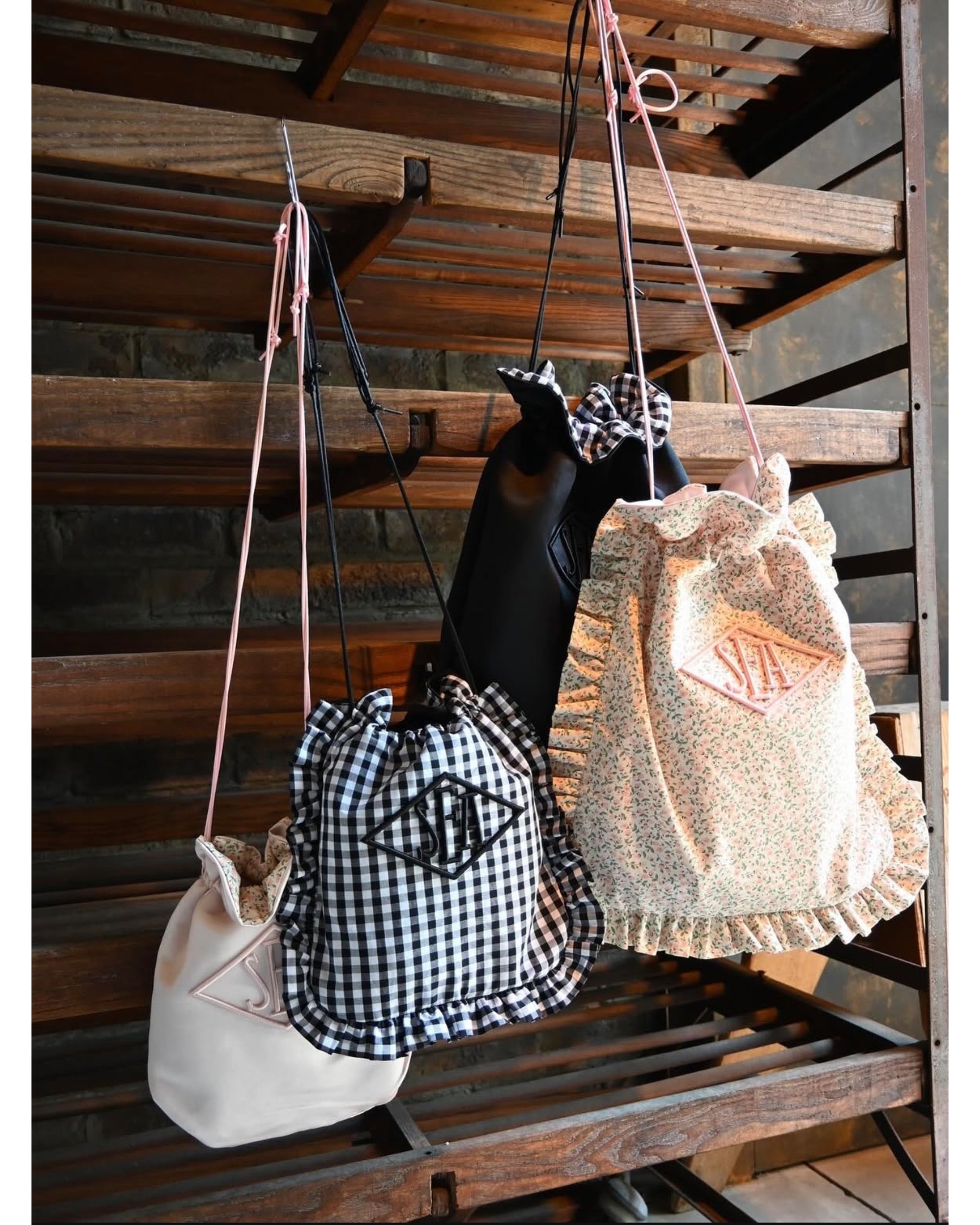 SEA リバーシブル ショルダーバッグM – TIME AFTER TIME