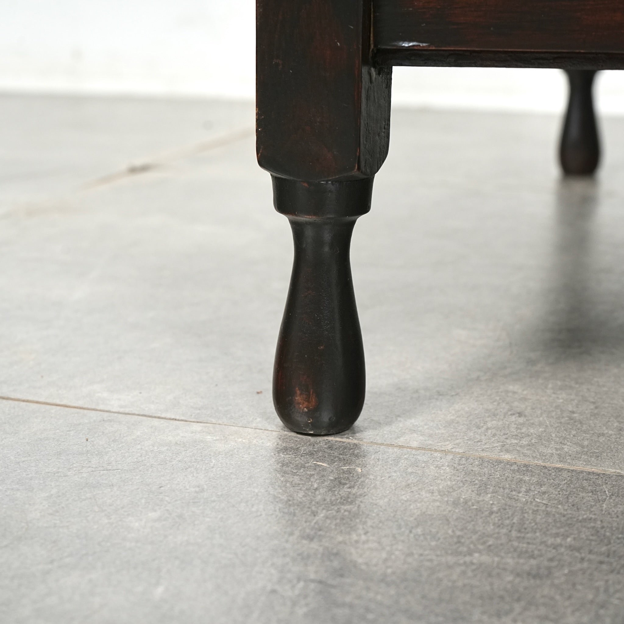 イギリスアンティーク サイドテーブル – TIME HYPE