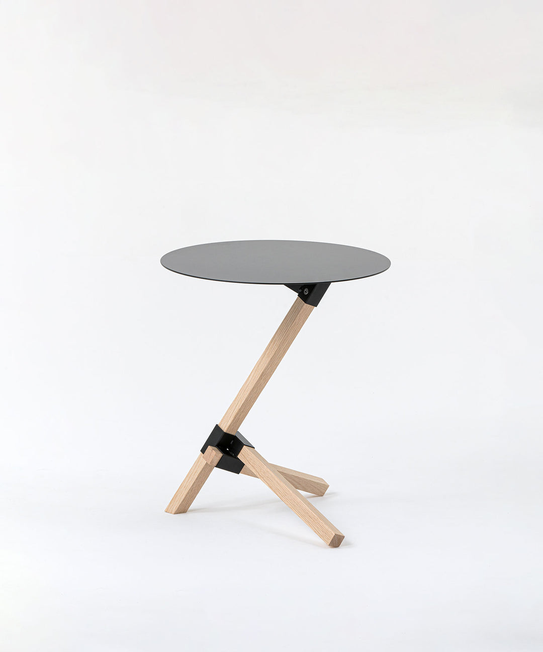 DUENDE（デュエンデ）TRE SIDE TABLE｜シンプルながらもアーキテクトな