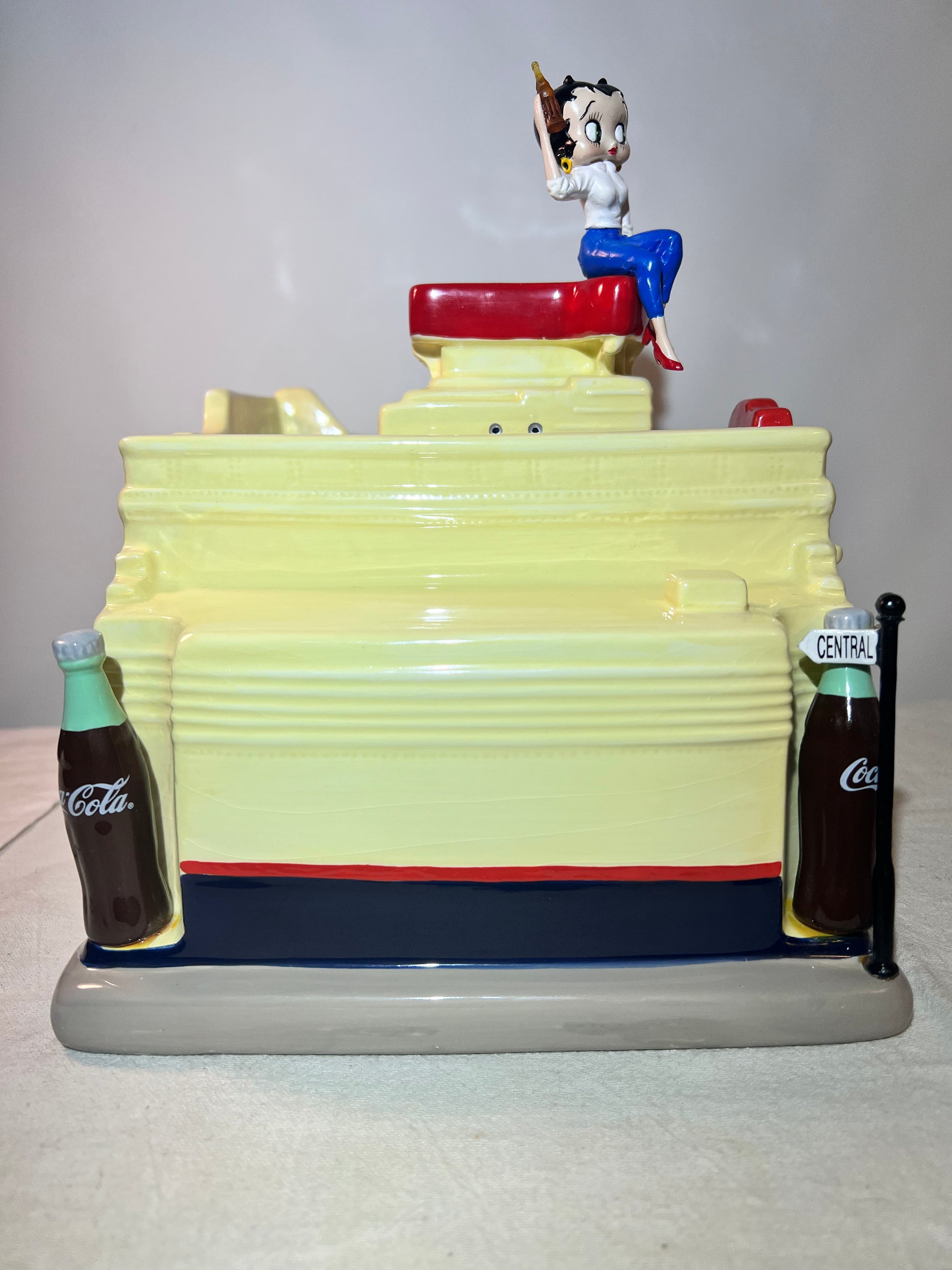 Betty Boop & Pudgy - Coca-Cola- 10” Cookie Jar - 2000 - Limited