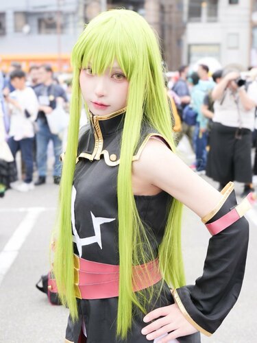 可愛さと芯の強さの両方を表現…『コードギアス』C.C.のコスプレに見た