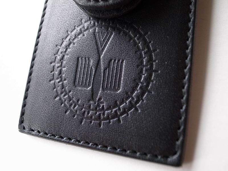 black means お守りケースネックレス・ブラック×シルバー - tity