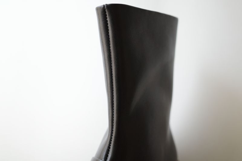 ISHMM back zip boots black - tity