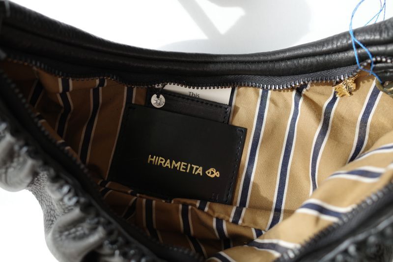 ebagos エバゴス ギャザーボディーバッグ - tity