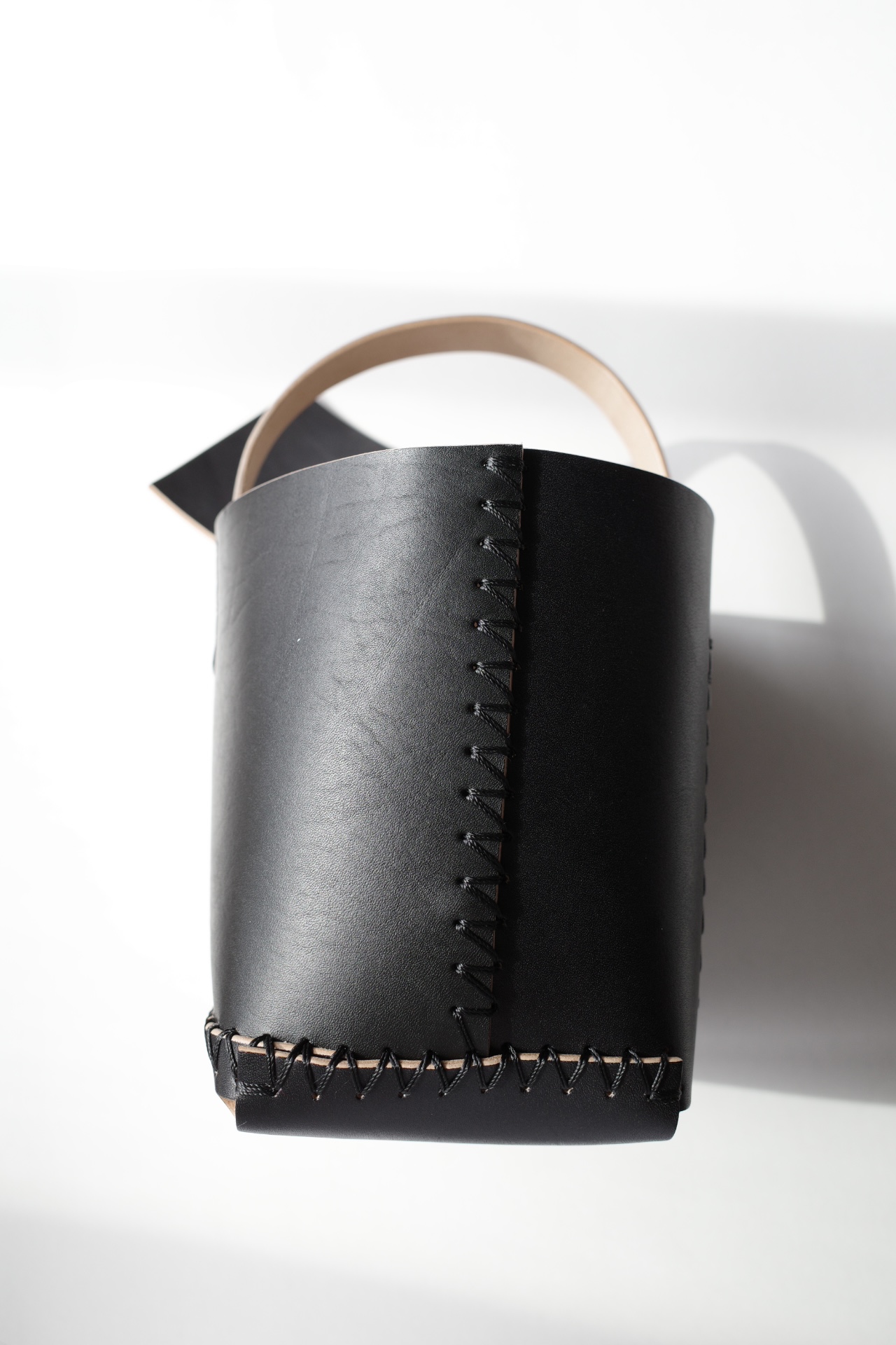 ebagos エバゴス CUTE レザーバッグ・ブラック - tity