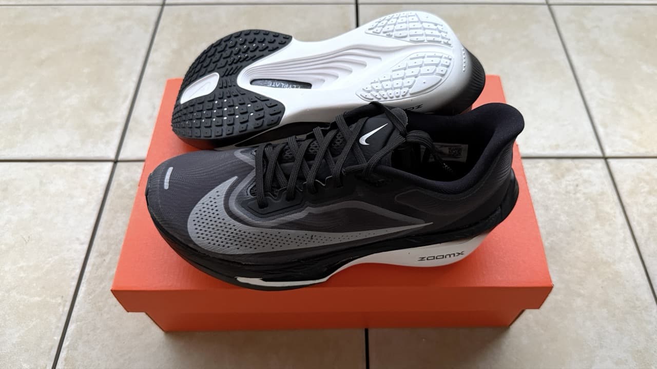 レビュー】Nike ズームフライ6：Nikeの「本気」を感じるスピード