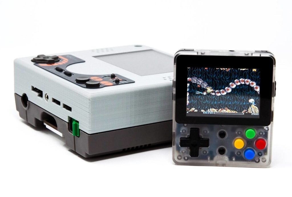 もう迷わない！Dingux搭載、超小型・軽量ゲームコンソールの決定版