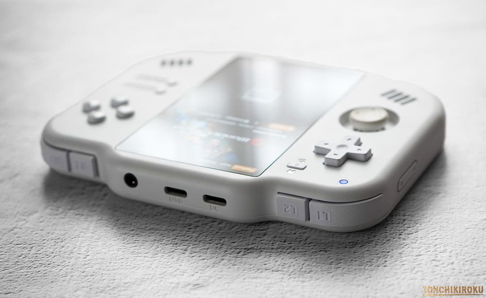 中華ゲーム機「MagicX Zero 40」レビュー｜縦型画面・特化型 Android