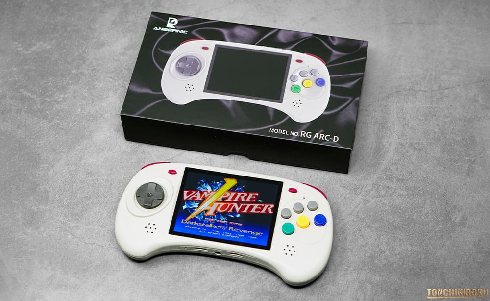中華ゲーム機「ANBERNIC RG ARC」レビュー｜セガ風デザインを採用した