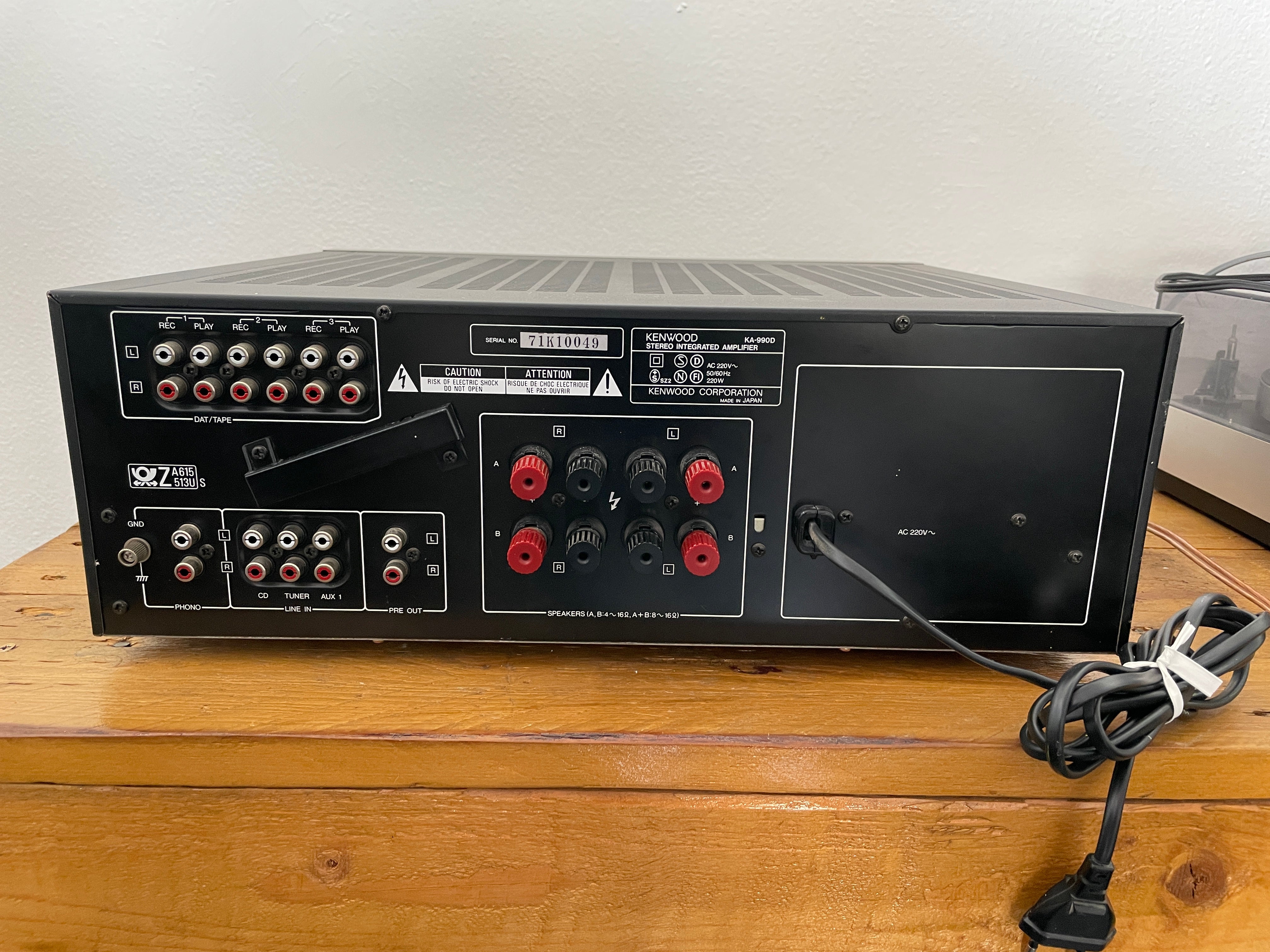 1986 Kenwood KA-990D Stereo Integrated Amplifier – Tondo