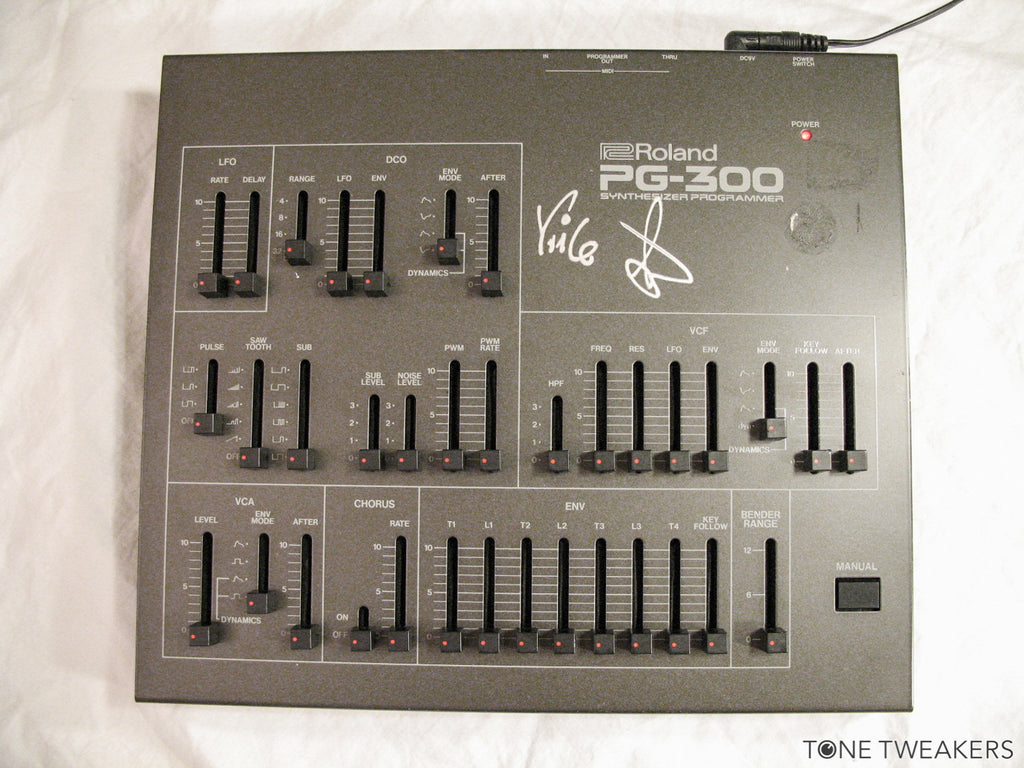 希少】ROLAND PG-300 シンセサイザープログラマー 希少】ROLAND PG-300