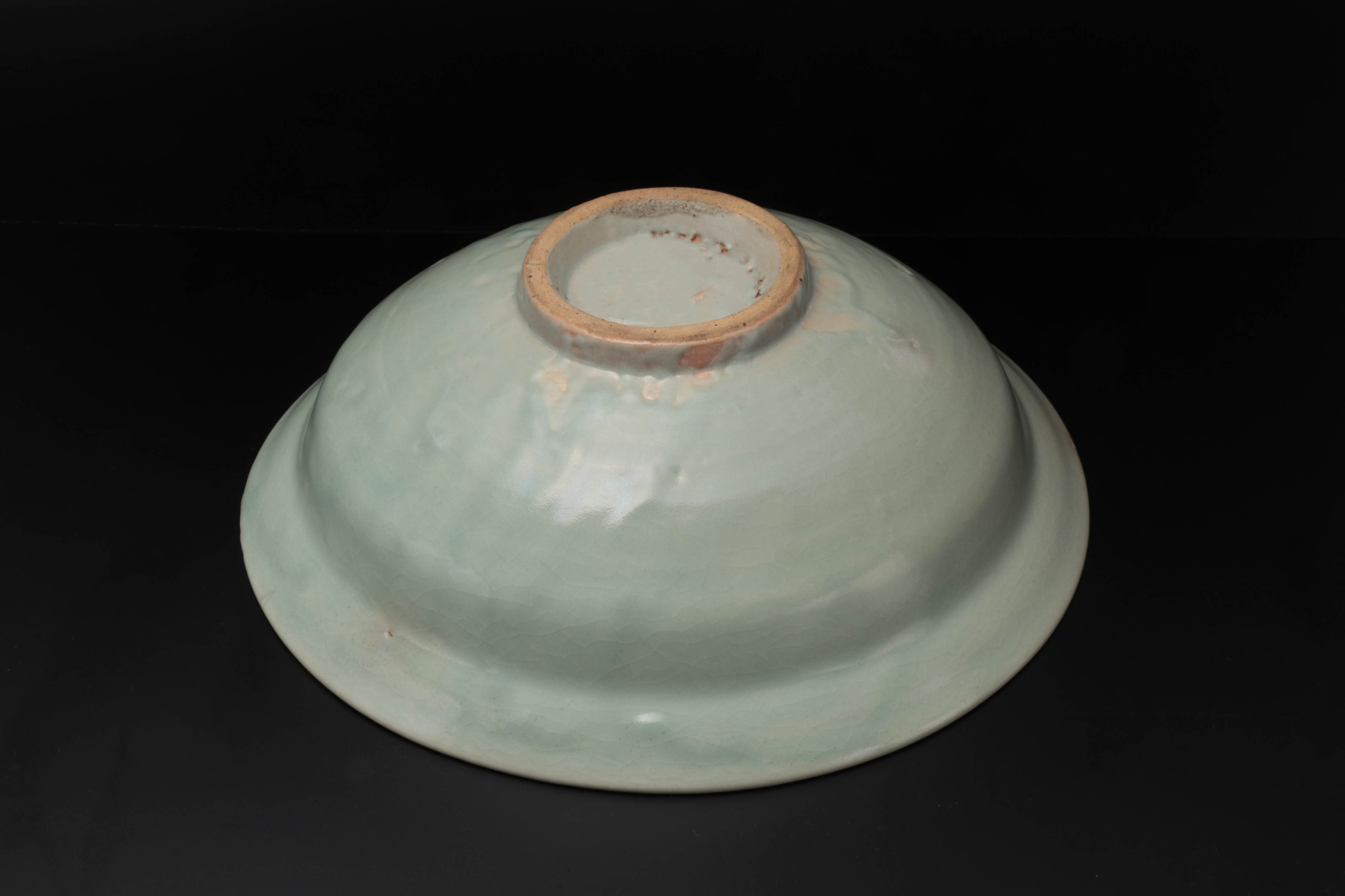 初期伊万里青磁鯉文深鉢 | TSUNAGU東美｜東美ECモール