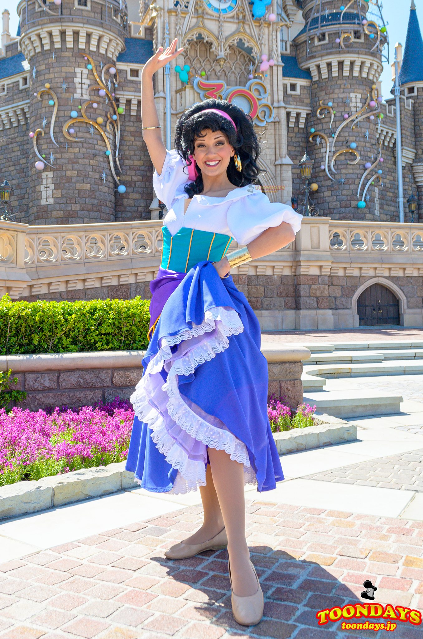 こもち様】ノートルダムの鐘 エスメラルダ グリーティング マント 全