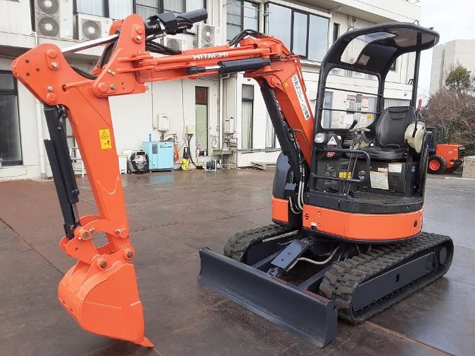 Japanese Used Mini-Excavators HITACHI ZX30UR-3 TOKU WORLD BE1888