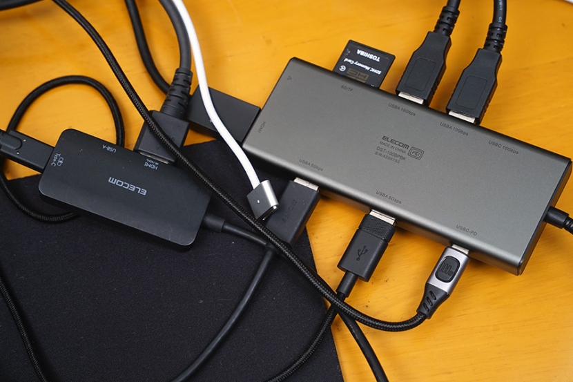 タコ足配線から卒業！エレコムの10in1ドッキングステーション「DST