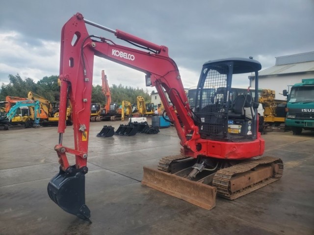 ミニユンボの日立ZX30U-5Bが完成しました。|中古建設機械情報