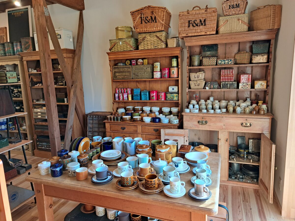 Brick Lane Antiques | 関西蚤の市